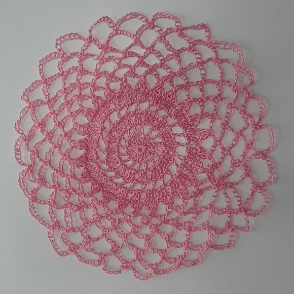 Detailed Handmade Coral Crochet Doily 10" - Picture 3 of 6
